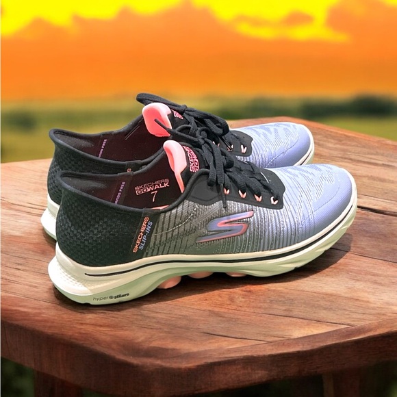 Skechers Plus Slip-Ins Women Memory Foam Sneakers Size 8. - Picture 2 of 7